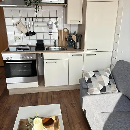 Luettje Delftkamerke *